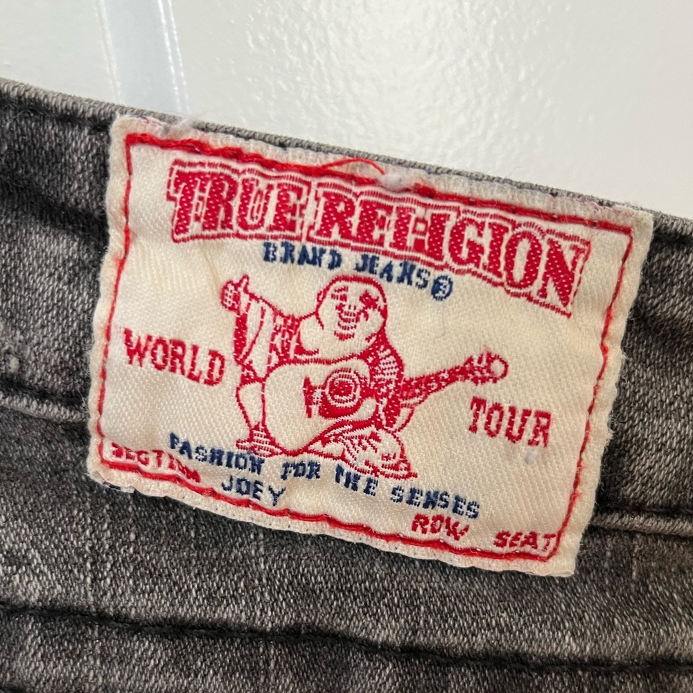 TRUE RELIGION JEANS - Joey Cut. Black Denim. Distressed Look. Size 29
